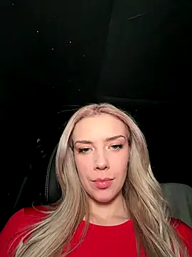 Snapshot of HopeHeaven chatting on 11/16/25, 08:03 HopeHeaven online show from 11/16/25, 08:03