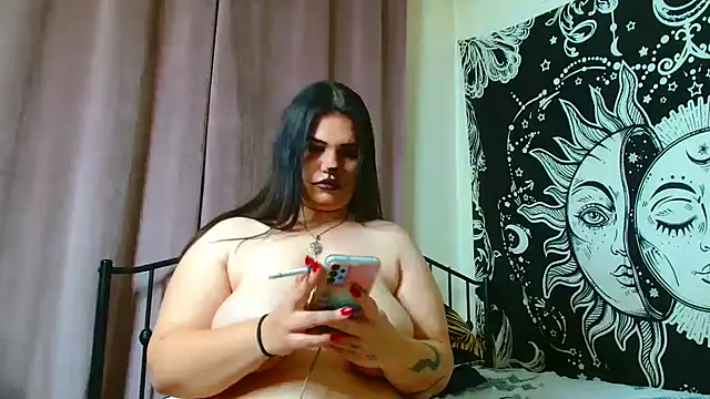 Snapshot of Thichslutxx chatting on 10/30/25, 09:26 Thichslutxx online show from 10/30/25, 09:26