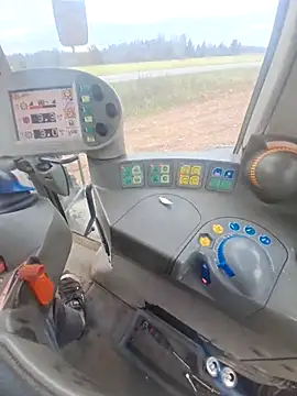 Snapshot of utoopia777 chatting on 10/06/25, 09:29 utoopia777 online show from 10/06/25, 09:29