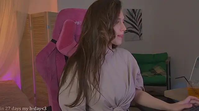 JennyDens online show from 04/22/26, 05:03