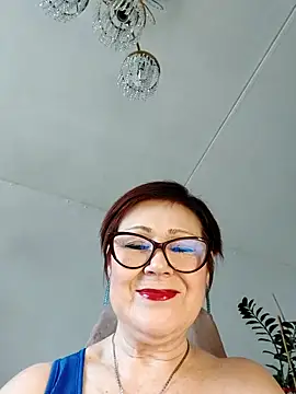 Snapshot of Fire_Night chatting on 10/23/25, 08:35 Fire Night online show from 10/23/25, 08:35