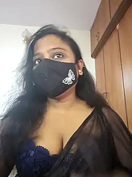 Snapshot of sexynayan23 chatting on 11/10/25, 05:17 sexynayan23 online show from 11/10/25, 05:17