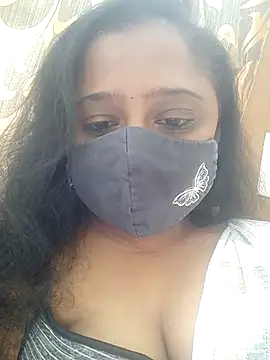 Snapshot of sexynayan23 chatting on 12/17/25, 12:00 sexynayan23 online show from 12/17/25, 12:00