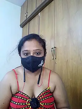 Snapshot of sexynayan23 chatting on 05/03/26, 05:57 sexynayan23 online show from 05/03/26, 05:57