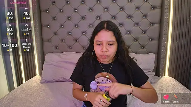 bhabylala1 online show from 01/21/25, 11:34