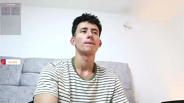 Snapshot of _Alexxx chatting on 12/08/24, 01:46 Alexxx online show from 12/08/24, 01:46