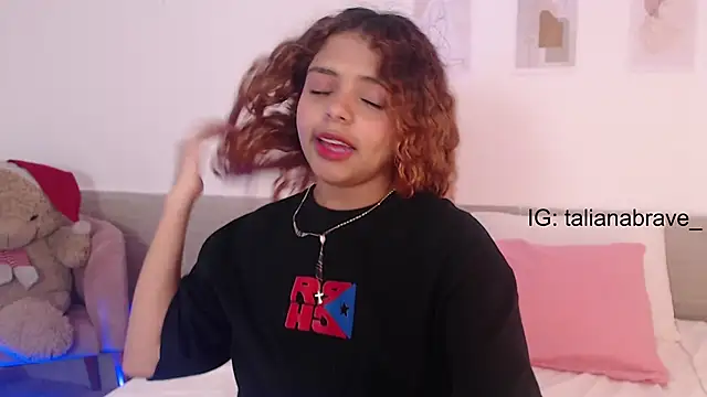 Snapshot of ValienteGirl_ chatting on 03/02/25, 04:28 ValienteGirl  online show from 03/02/25, 04:28