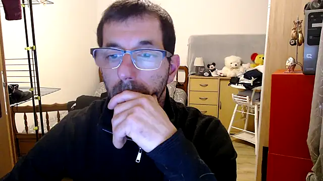 steph19x5 online show from 12/12/24, 07:48