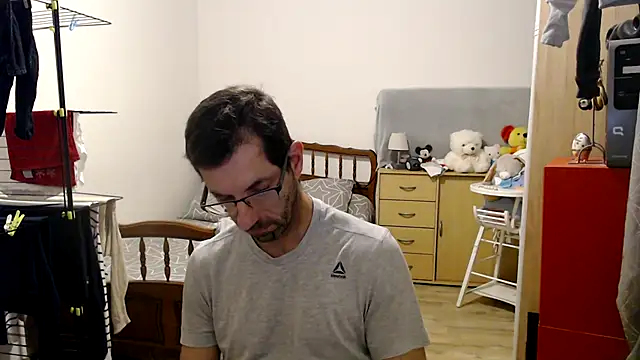 steph19x5 online show from 12/16/24, 05:33
