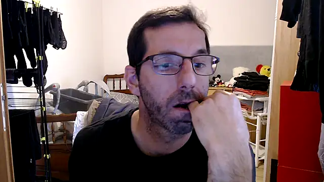 steph19x5 online show from 12/24/24, 02:01