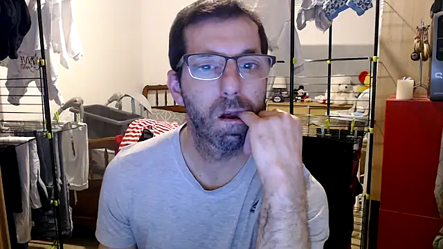 steph19x5 online show from 12/26/24, 05:19
