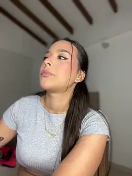 Little Amber6 online show from 10/04/25, 11:36