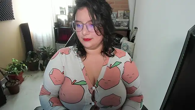 aika-dreams online show from 09/18/25, 12:40