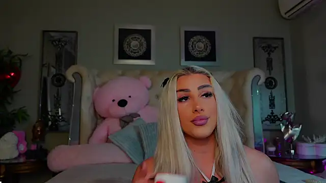 Squirt Tanya online show from 01/02/25, 10:44