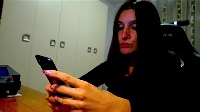 Snapshot of GodlyTheia chatting on 09/25/25, 08:34 GodlyTheia online show from 09/25/25, 08:34