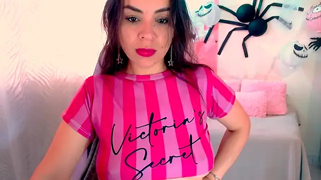 LATINGODDESS X online show from 10/17/25, 03:25