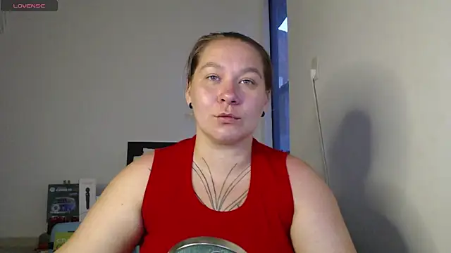 Snapshot of Enotika chatting on 11/22/25, 10:20 Enotika online show from 11/22/25, 10:20