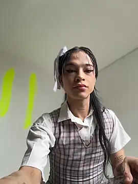 stormytt  online show from 09/23/25, 04:43