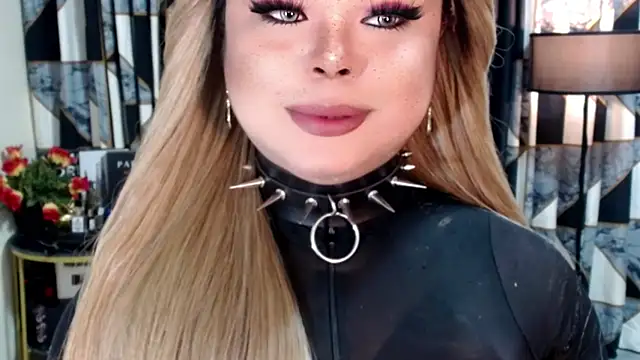 Mistress DOMnicaaxx online show from 09/12/25, 12:55