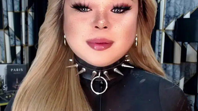 Snapshot of Mistress_DOMnicaaxx chatting on 09/30/25, 11:32 Mistress DOMnicaaxx online show from 09/30/25, 11:32