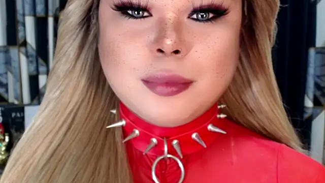 Snapshot of Mistress_DOMnicaaxx chatting on 10/02/25, 12:17 Mistress DOMnicaaxx online show from 10/02/25, 12:17