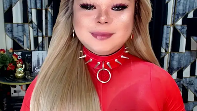 Snapshot of Mistress_DOMnicaaxx chatting on 10/03/25, 12:51 Mistress DOMnicaaxx online show from 10/03/25, 12:51