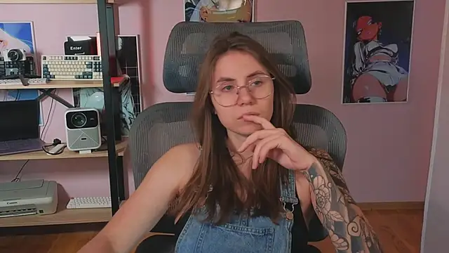 AnnaStark  online show from 04/29/26, 08:26