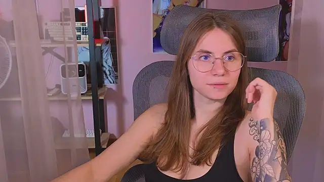  AnnaStark  online show from 05/16/26, 07:45