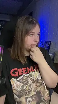 Snapshot of XNirvanaX chatting on 10/16/25, 03:29 XNirvanaX online show from 10/16/25, 03:29