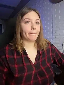 Snapshot of XNirvanaX chatting on 10/17/25, 02:37 XNirvanaX online show from 10/17/25, 02:37