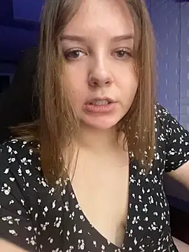 Snapshot of XNirvanaX chatting on 10/19/25, 03:18 XNirvanaX online show from 10/19/25, 03:18