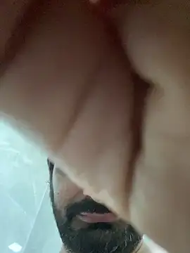 Snapshot of the_indian_dick_u_want chatting on 10/15/25, 04:23 the indian dick u want online show from 10/15/25, 04:23