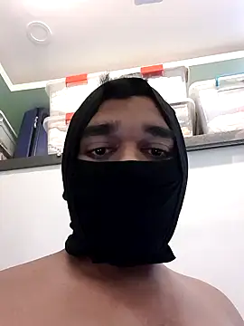 Snapshot of Wildguycums chatting on 10/04/25, 05:44 Wildguycums online show from 10/04/25, 05:44