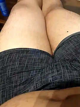 Snapshot of Wildguycums chatting on 10/11/25, 04:49 Wildguycums online show from 10/11/25, 04:49