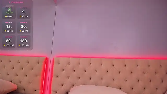 NickieRainer online show from 02/01/25, 04:24