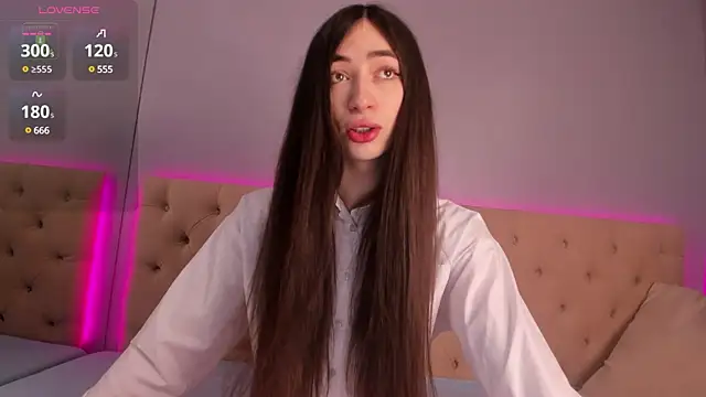 NickieRainer online show from 02/07/25, 07:40