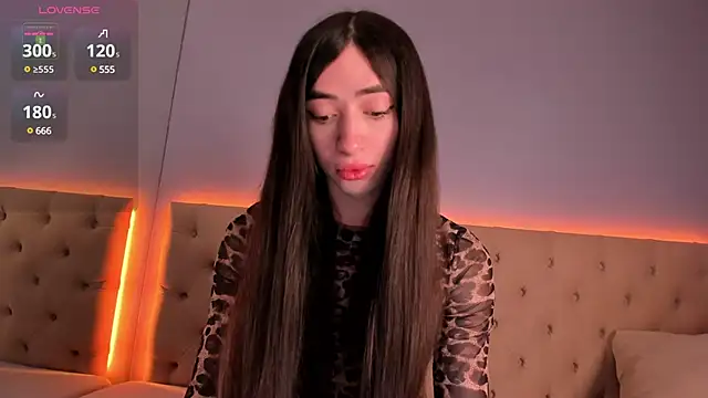 NickieRainer online show from 02/09/25, 07:49