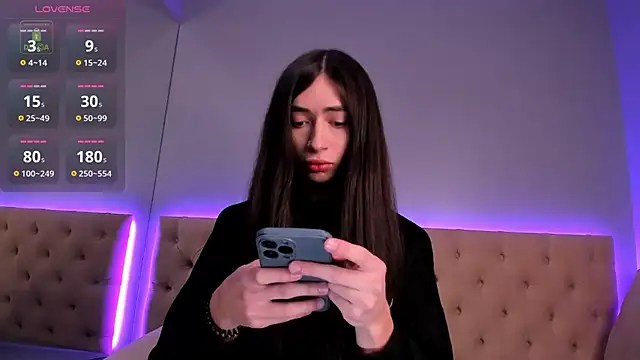 NickieRainer online show from 03/13/25, 04:27