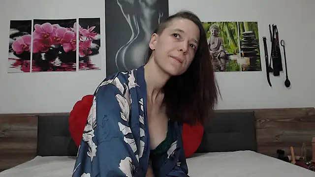 Naschkatze01 online show from 02/21/25, 08:05