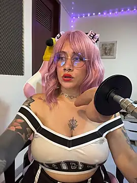 Luna Paris  online show from 07/29/26, 10:41