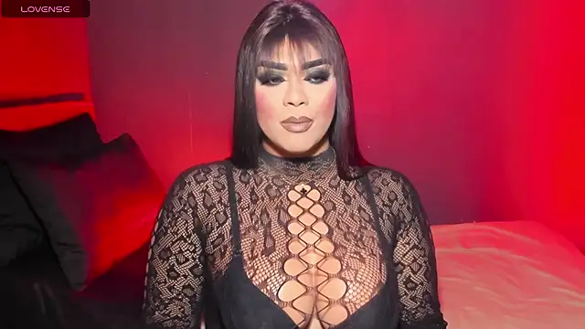 VictoriaEliz online show from 11/05/25, 03:56