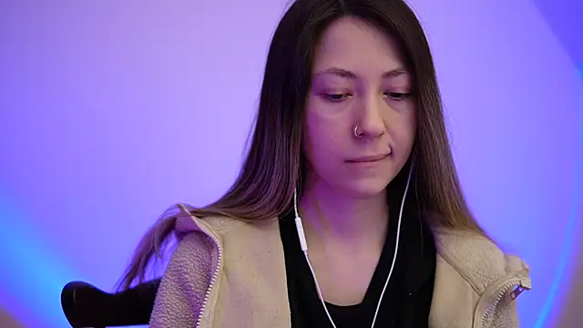 chibi moon  online show from 03/14/25, 08:38