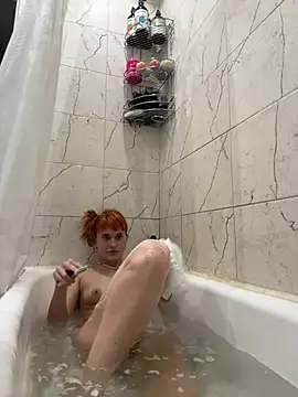 LindaRoyz online show from 01/06/25, 10:13