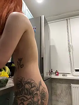 LindaRoyz online show from 01/19/25, 10:06