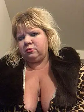 Snapshot of JemJensen30 chatting on 12/14/24, 07:51 JemJensen30 online show from 12/14/24, 07:51