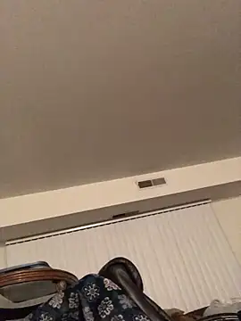 Snapshot of JemJensen30 chatting on 02/15/25, 08:54 JemJensen30 online show from 02/15/25, 08:54