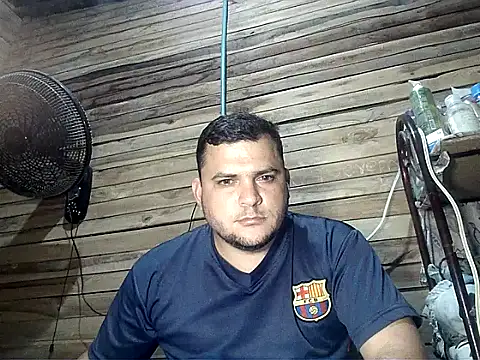 Snapshot of Arcangel_05 chatting on 06/04/26, 04:18 Arcangel 05 online show from 06/04/26, 04:18