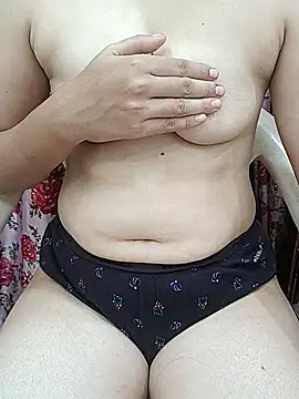 Snapshot of couple__telugu chatting on 11/11/25, 04:56 couple telugu online show from 11/11/25, 04:56