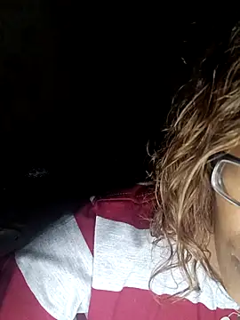 Snapshot of LunaRai chatting on 03/05/25, 05:39 LunaRai online show from 03/05/25, 05:39