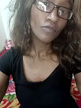 Snapshot of LunaRai chatting on 03/22/25, 04:58 LunaRai online show from 03/22/25, 04:58